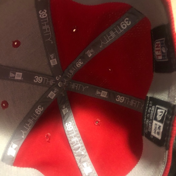 Hat - Picture 2 of 3